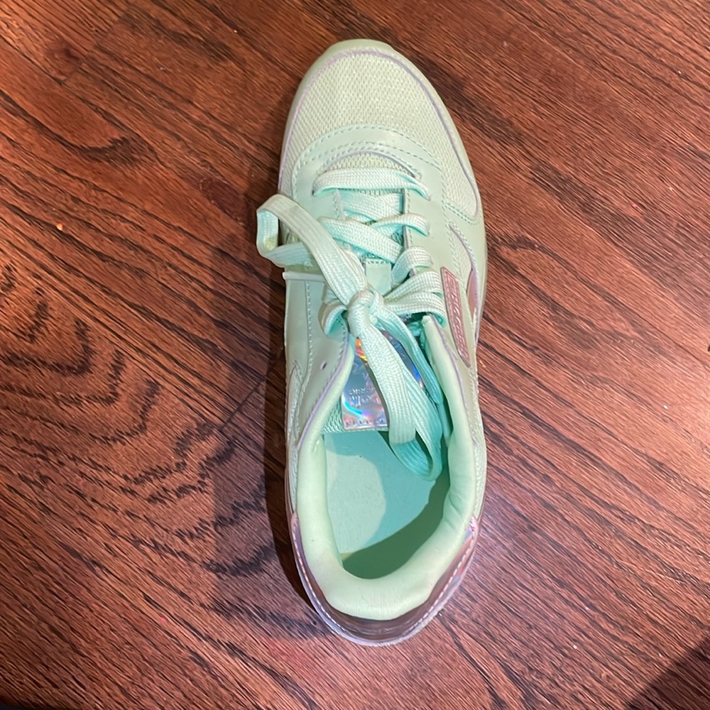 Green Reebok sneakers new with tags size 5.5 (size 37)